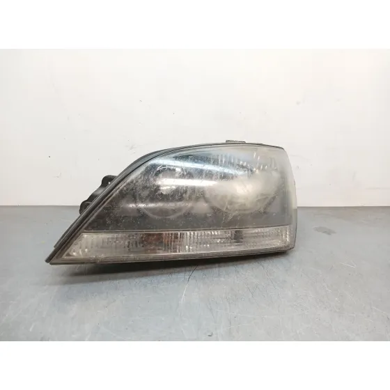 Faro Izquierdo para Kia Sorento I (Jc)