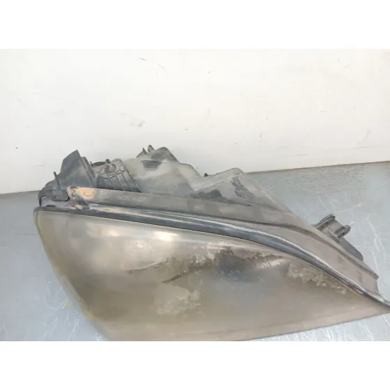 Faro Derecho para Kia Sorento I (Jc)