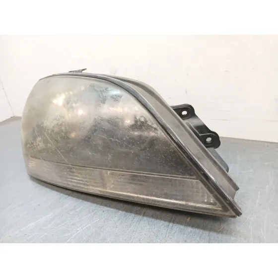 Faro Derecho para Kia Sorento I (Jc)