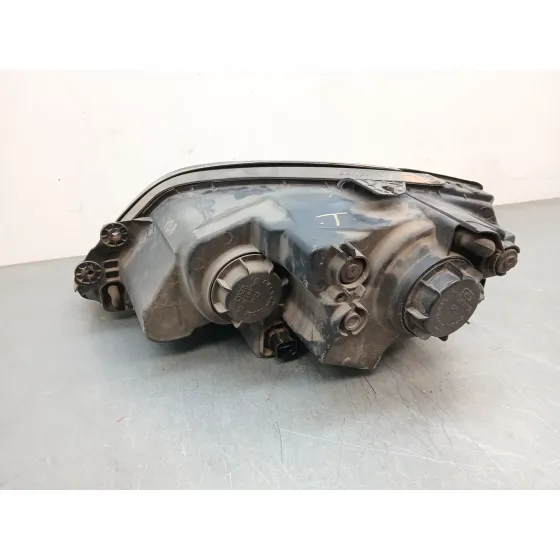 Faro Derecho para Kia Sorento I (Jc)