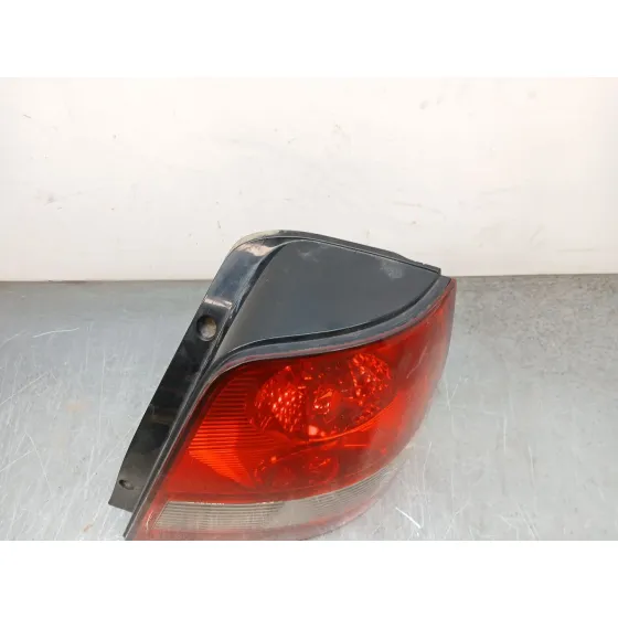 Piloto Trasero Derecho para Kia Sorento I (Jc)