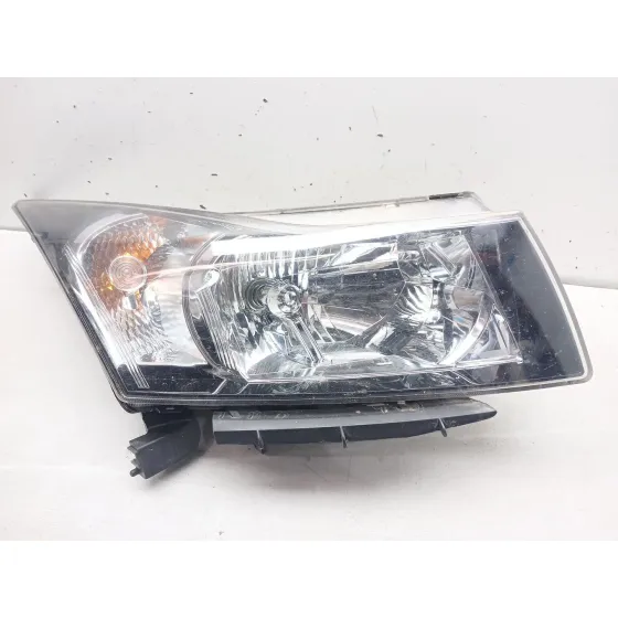 Faro Derecho para Chevrolet Cruze (J300)