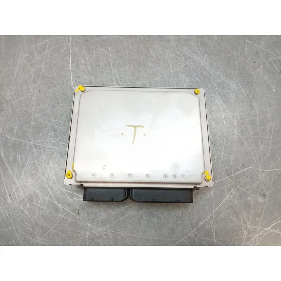 Centralita Motor Uce para Audi A8 (4E2)