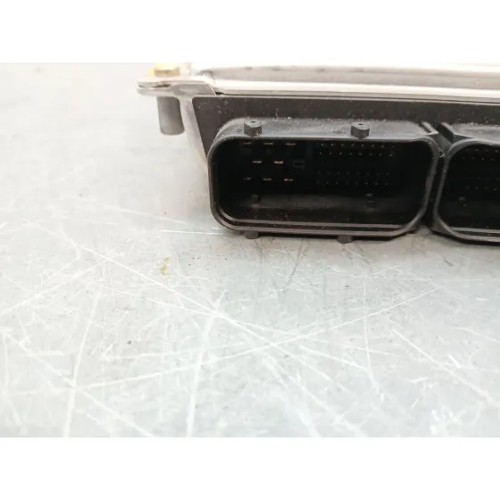 Centralita Motor Uce para Audi A8 (4E2)