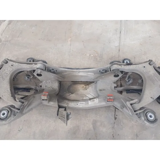 Puente Trasero para Audi A8 (4E2)
