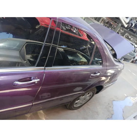 Puerta Trasera Izquierda para Mercedes-Benz Clase S (W220, V220)