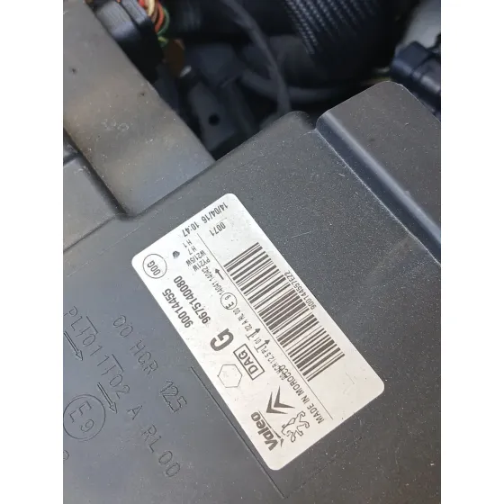 Faro Izquierdo para Citroën C-Elysee (Dd_)