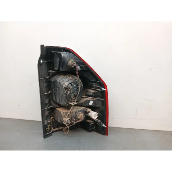 Piloto Trasero Izquierdo para Mitsubishi Montero Iii Canvas Top (V6_W, V7_W)