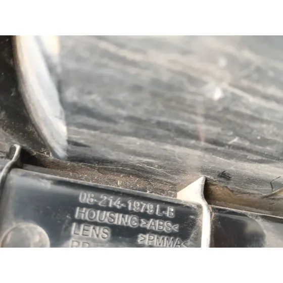 Piloto Trasero Izquierdo para Mitsubishi Montero Iii Canvas Top (V6_W, V7_W)