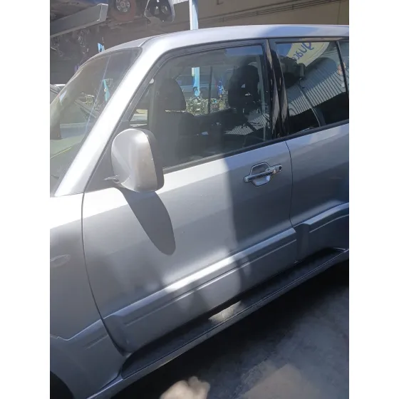 Puerta Delantera Izquierda para Mitsubishi Montero Iii Canvas Top (V6_W, V7_W)