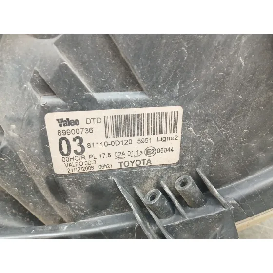 Faro Derecho para Toyota Yaris (_P9_)