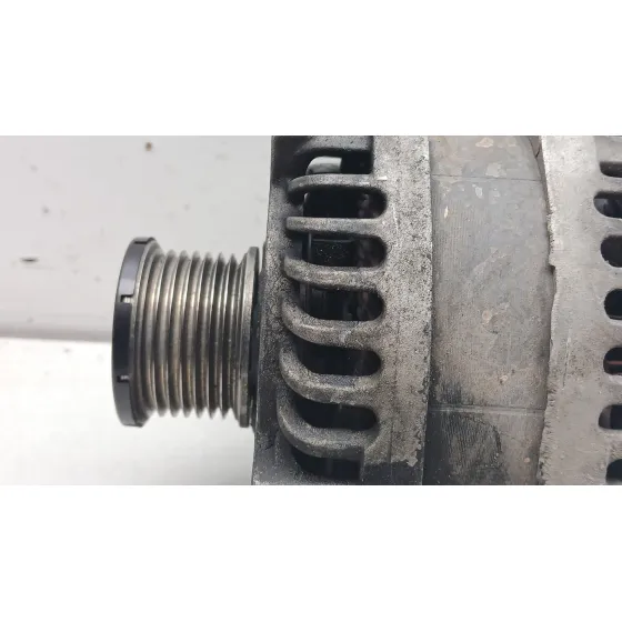 Alternador para Mercedes-Benz Vito Furgoneta (W447)