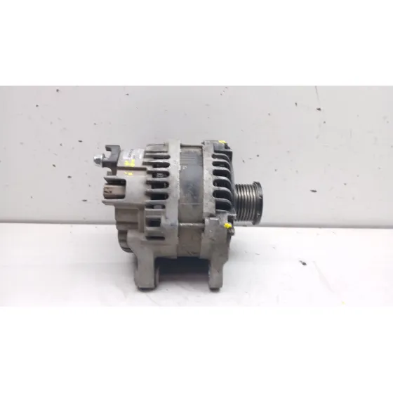 Alternador para Mercedes-Benz Vito Furgoneta (W447)