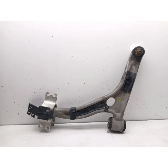 Brazo Suspension Superior Delantero Izquierdo para Mercedes-Benz Cla Coupe (C117)