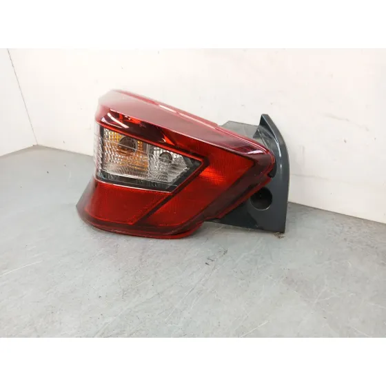 Piloto Trasero Izquierdo para Nissan Micra V (K14)