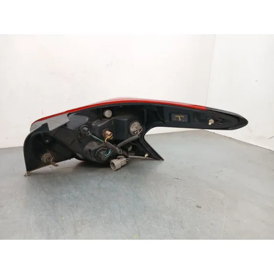 Piloto Trasero Izquierdo para Nissan Micra V (K14)