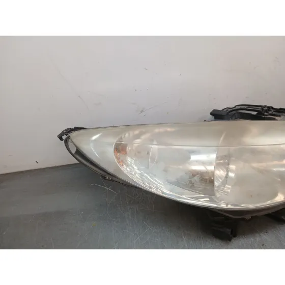 Faro Derecho para Peugeot 207/207+ (Wa_, Wc_)