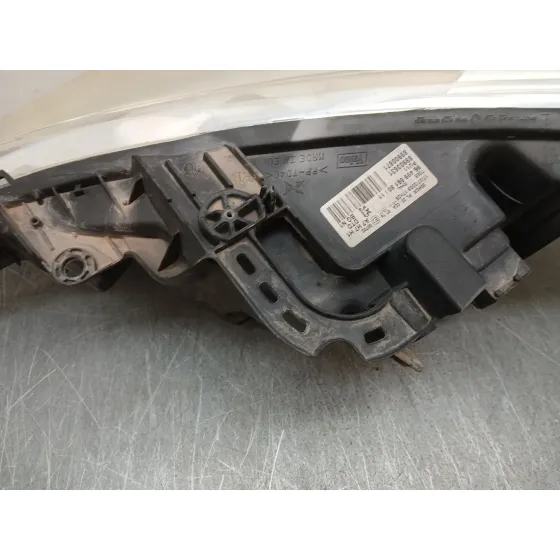 Faro Derecho para Peugeot 207/207+ (Wa_, Wc_)