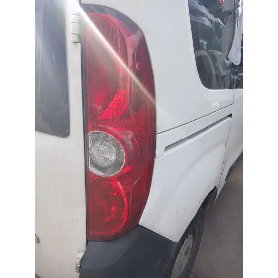 Piloto Trasero Derecho para Fiat Doblo Autobus (263_)