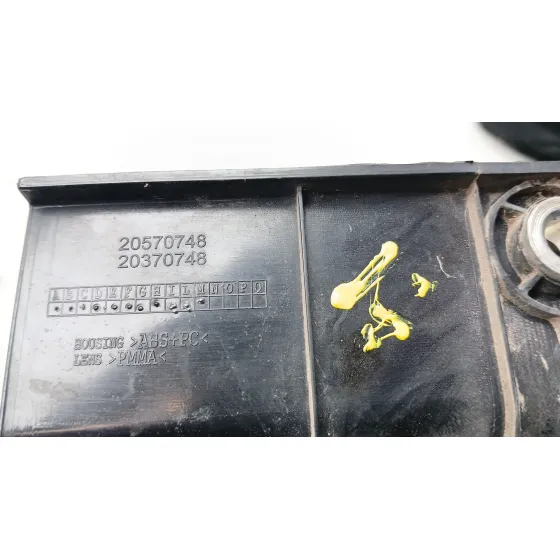 Piloto Trasero Derecho para Fiat Doblo Autobus (263_)