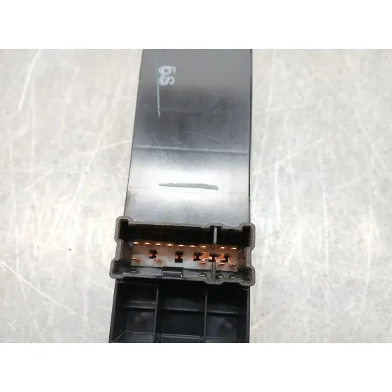 Mando Elevalunas Delantero Izquierdo para Nissan Micra V (K14)
