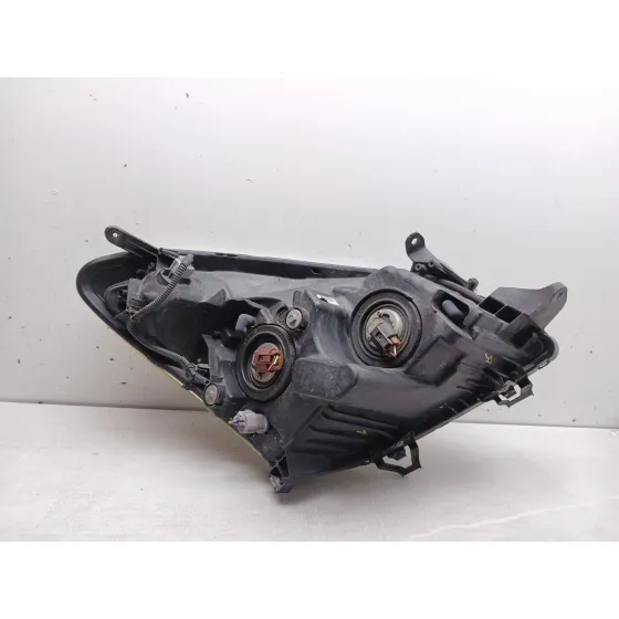 Faro Izquierdo para Toyota Corolla Verso (Zer_, Zze12_, R1_)