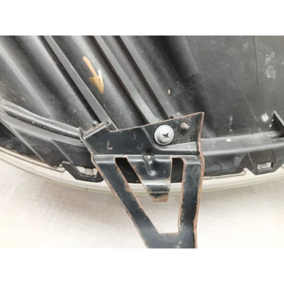 Faro Izquierdo para Toyota Corolla Verso (Zer_, Zze12_, R1_)