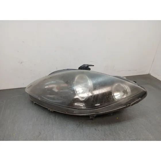 Faro Izquierdo para Seat Leon (1P1)