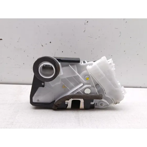 Cerradura Puerta Delantera Izquierda para Toyota Yaris (_P21_, _Pa1_, _Ph1_)
