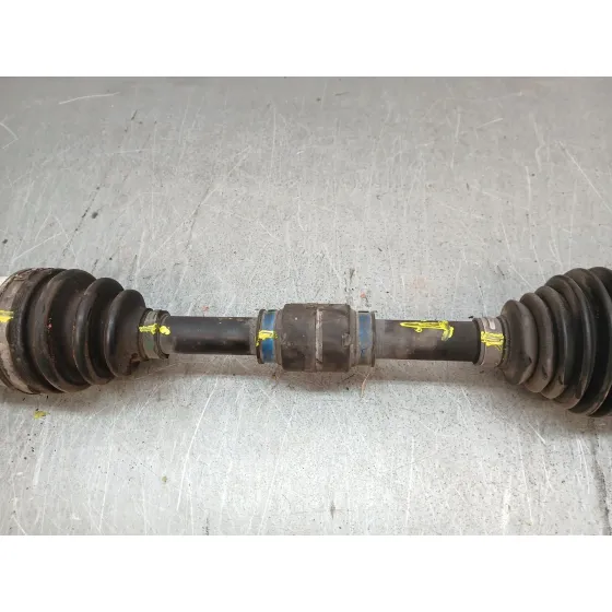 Transmision Delantera Izquierda para Mazda 3 (Bl)
