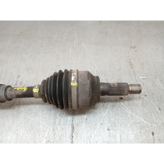 Transmision Delantera Izquierda para Mazda 3 (Bl)