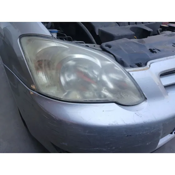 Faro Derecho para Toyota Corolla (_E12_)