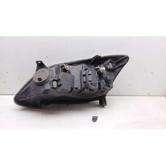 Faro Derecho para Toyota Corolla (_E12_)
