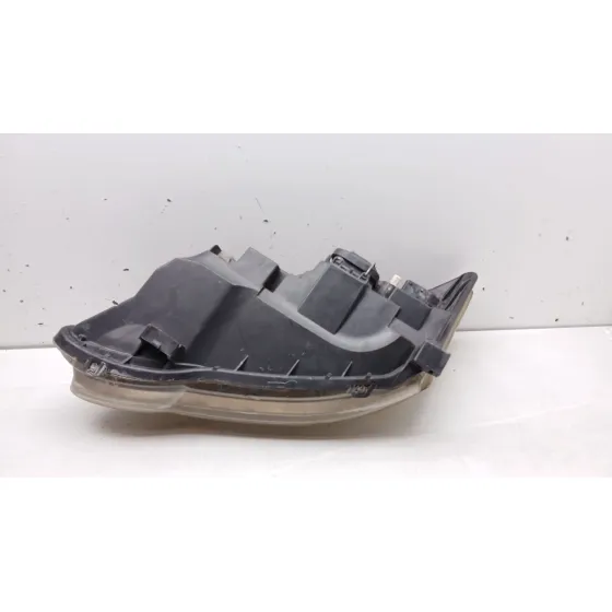 Faro Derecho para Toyota Corolla (_E12_)