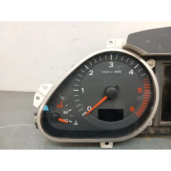 Cuadro Instrumentos para Audi A6 Berlina (4F2)