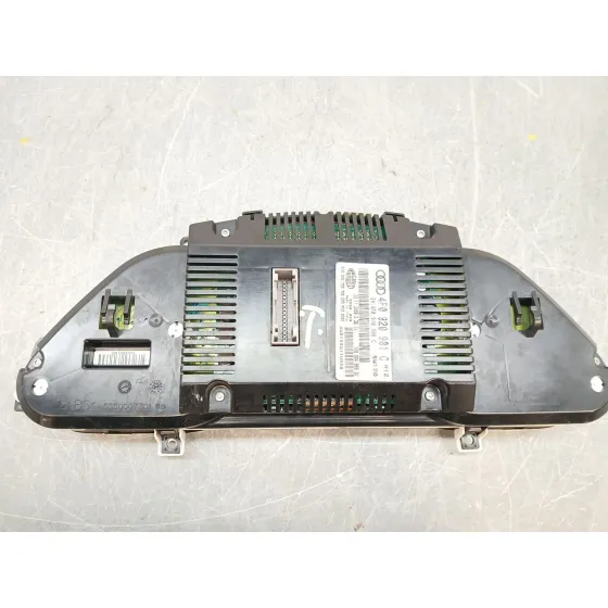 Cuadro Instrumentos para Audi A6 Berlina (4F2)