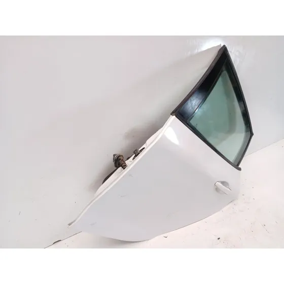 Puerta Trasera Izquierda para Peugeot 208 I (Ca_, Cc_)
