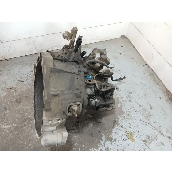 Caja Cambios para Nissan Primera Hatchback (P12)