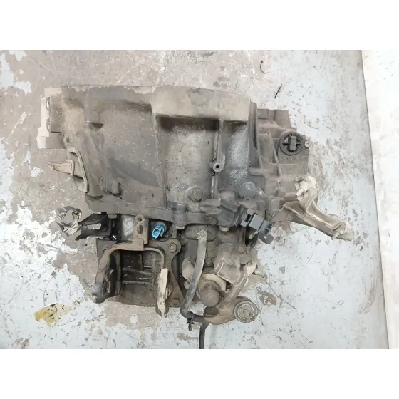 Caja Cambios para Nissan Primera Hatchback (P12)