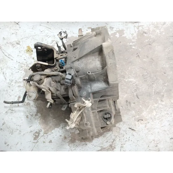 Caja Cambios para Nissan Primera Hatchback (P12)