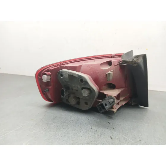 Piloto Trasero Derecho para Audi A4 B8 (8K2)