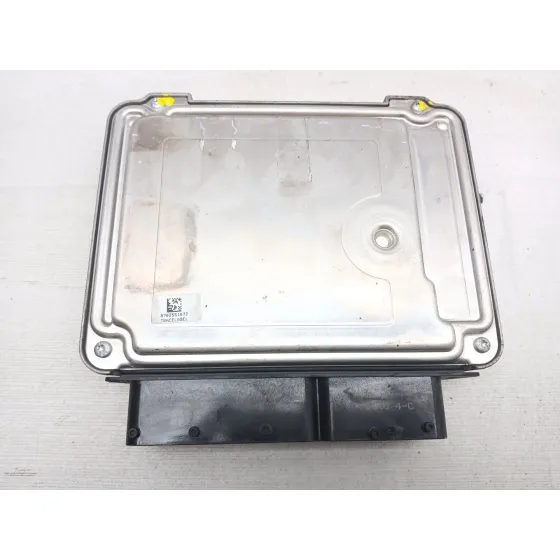 Centralita Motor Uce para Volkswagen Golf V (1K1)