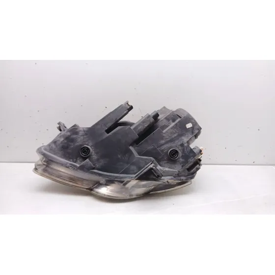 Faro Derecho para Volkswagen Passat B6 (3C2)