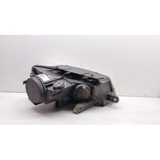 Faro Izquierdo para Volkswagen Passat B6 (3C2)