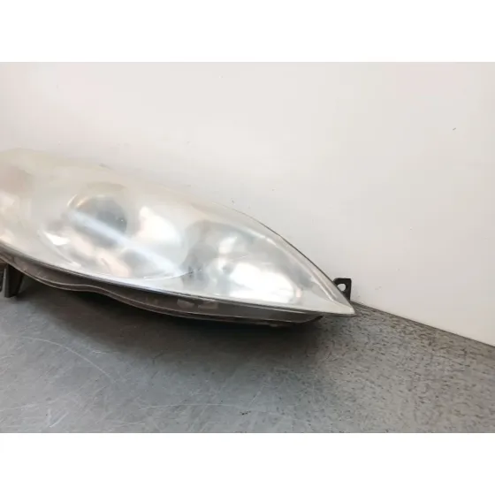 Faro Derecho para Peugeot 407 (6D_)