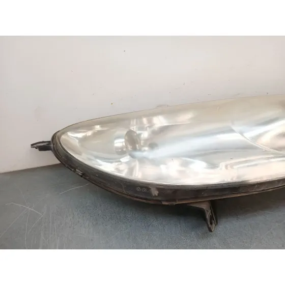 Faro Derecho para Peugeot 407 (6D_)