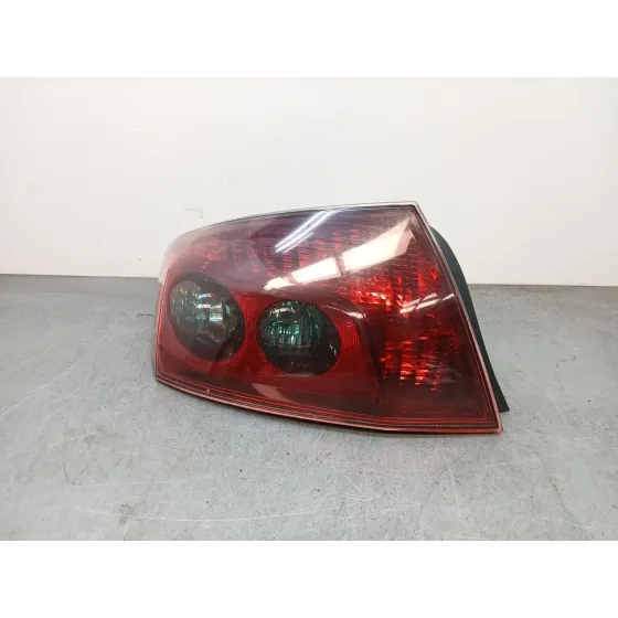 Piloto Trasero Izquierdo para Peugeot 407 (6D_)