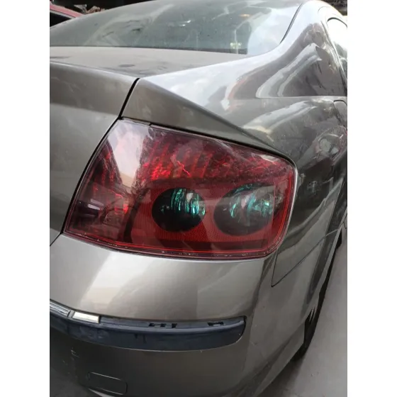 Piloto Trasero Derecho para Peugeot 407 (6D_)