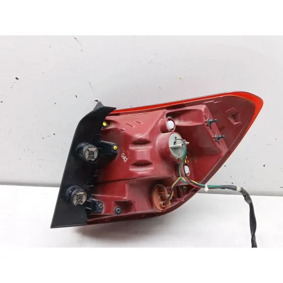 Piloto Trasero Izquierdo para Kia Rio Iv (Yb, Sc, Fb)