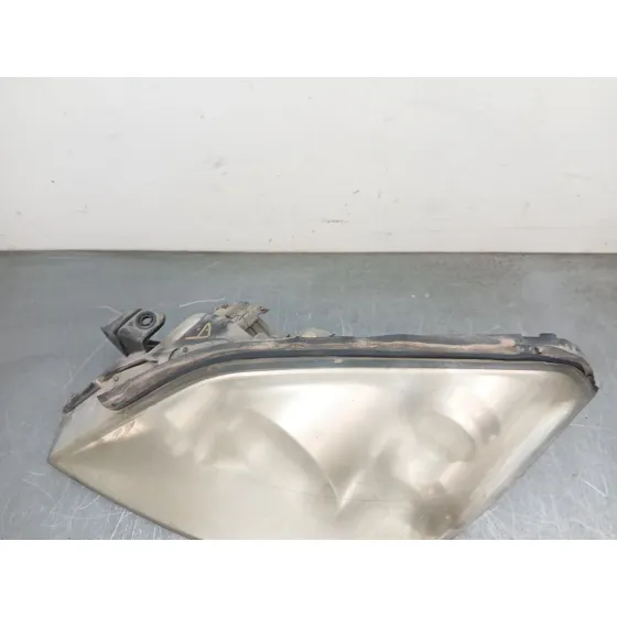 Faro Izquierdo para Nissan Primera Hatchback (P12)